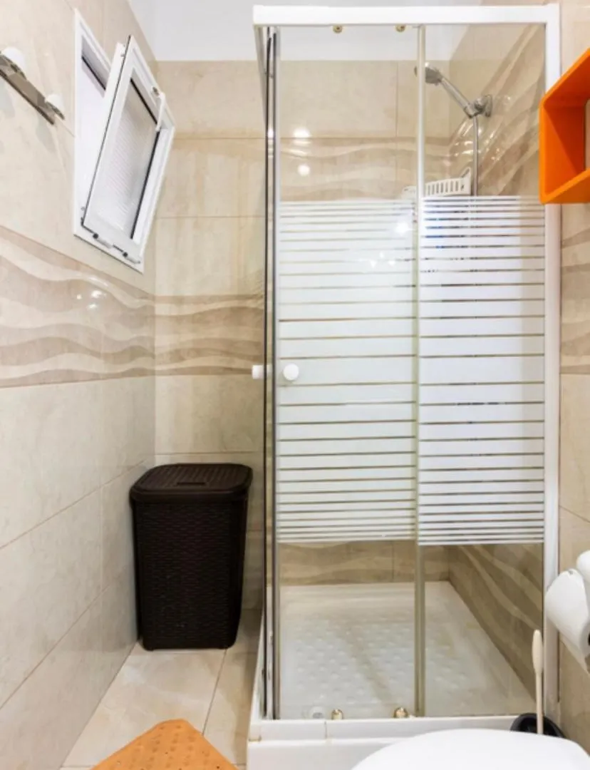 Homestay Singol Room In Apartment Shared In Los Cristianos Playa Las Vistas Arona  Spain