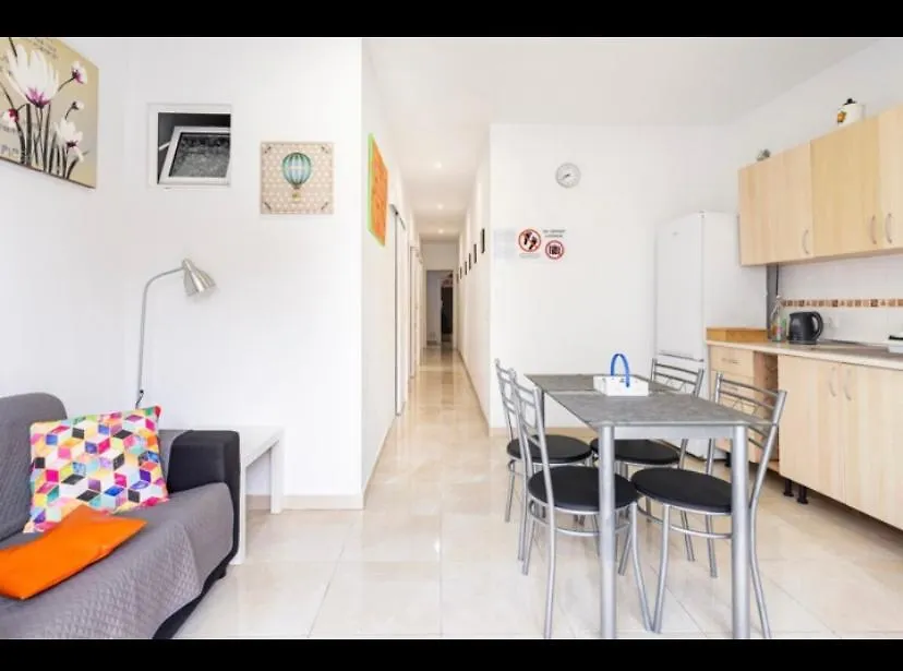 Singol Room In Apartment Shared In Los Cristianos Playa Las Vistas Arona  Arona (Tenerife)
