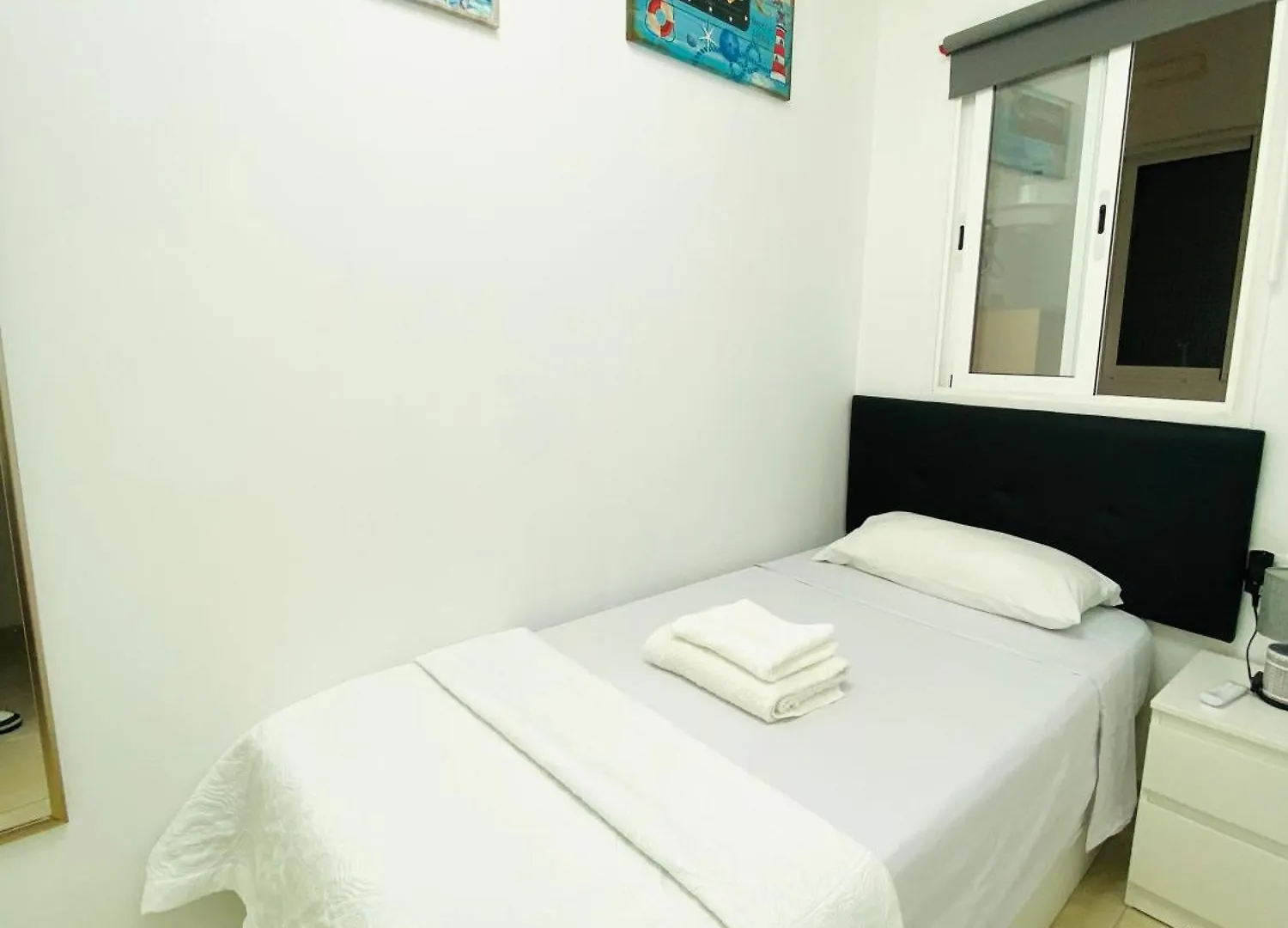 Singol Room In Apartment Shared In Los Cristianos Playa Las Vistas Arona
